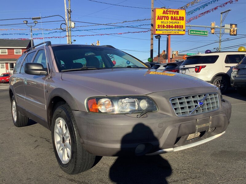 2004 Volvo XC70  
