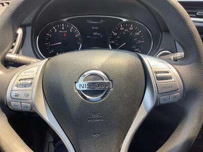 2015 Nissan Rogue SV   - Photo 14 - Hatboro, PA 19040