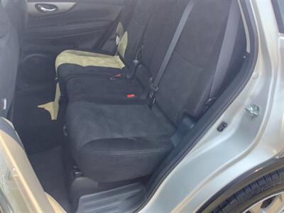 2015 Nissan Rogue SV   - Photo 12 - Hatboro, PA 19040