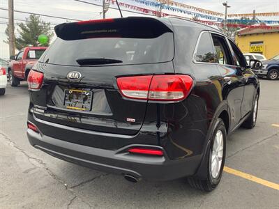 2017 Kia Sorento LX - Photo 8 - Hatboro, PA 19040