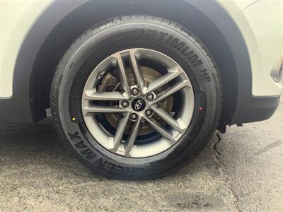 2017 Hyundai SANTA FE Sport 2.4L   - Photo 18 - Hatboro, PA 19040