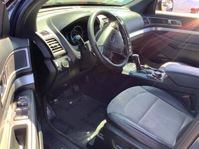 2017 Ford Explorer XLT   - Photo 11 - Hatboro, PA 19040