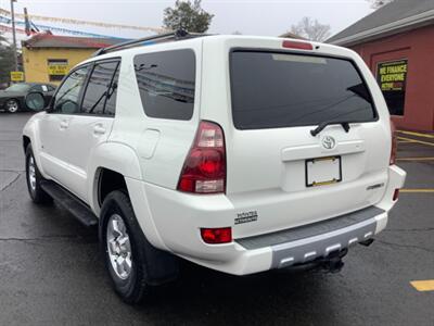 2004 Toyota 4Runner SR5 - Photo 5 - Hatboro, PA 19040