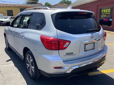 2020 Nissan Pathfinder S   - Photo 5 - Hatboro, PA 19040