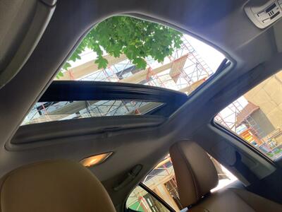 2012 Lexus CT 200h Premium   - Photo 17 - Hatboro, PA 19040