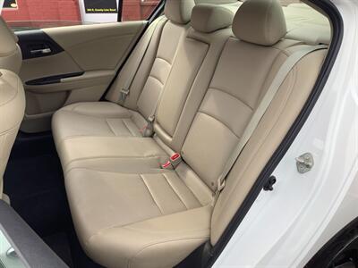 2017 Honda Accord EX-L   - Photo 12 - Hatboro, PA 19040