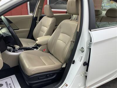 2017 Honda Accord EX-L   - Photo 10 - Hatboro, PA 19040