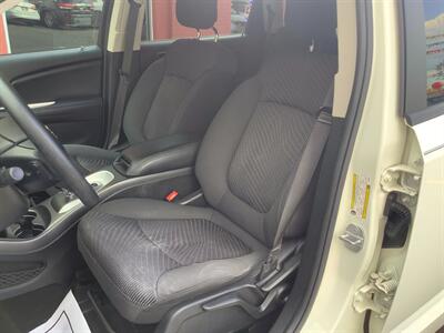 2018 Dodge Journey SE   - Photo 10 - Hatboro, PA 19040