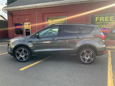 2019 Ford Escape SEL   - Photo 4 - Hatboro, PA 19040