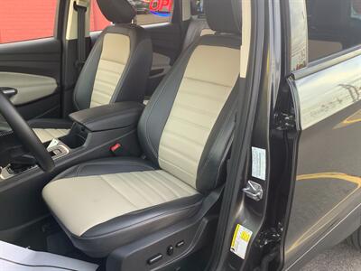 2019 Ford Escape SEL   - Photo 10 - Hatboro, PA 19040