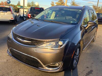 2020 Chrysler Pacifica Touring L Plus   - Photo 2 - Hatboro, PA 19040