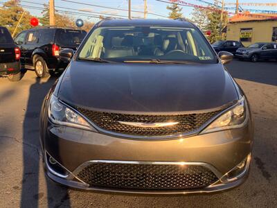 2020 Chrysler Pacifica Touring L Plus   - Photo 3 - Hatboro, PA 19040