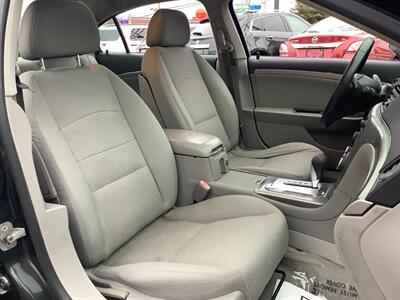 2009 Saturn Aura XE   - Photo 14 - Hatboro, PA 19040