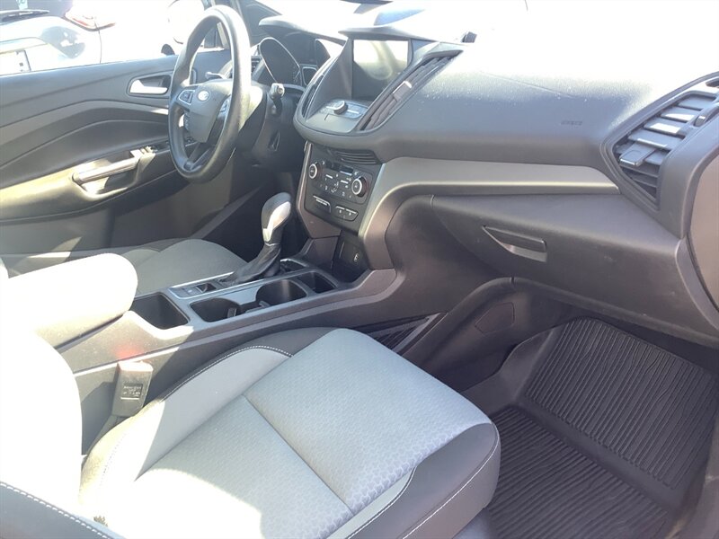 2019 Ford Escape SE - Photo 15 - Hatboro, PA 19040