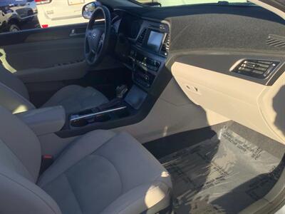 2017 Hyundai SONATA Sport   - Photo 15 - Hatboro, PA 19040