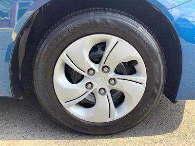 2013 Honda Civic LX   - Photo 18 - Hatboro, PA 19040