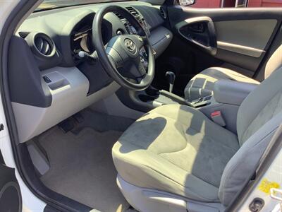 2011 Toyota RAV4   - Photo 10 - Hatboro, PA 19040