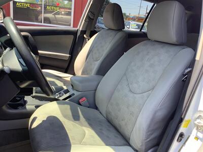 2011 Toyota RAV4   - Photo 11 - Hatboro, PA 19040