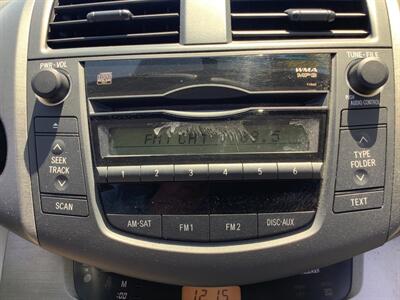 2011 Toyota RAV4   - Photo 18 - Hatboro, PA 19040