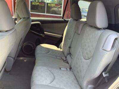 2011 Toyota RAV4   - Photo 12 - Hatboro, PA 19040