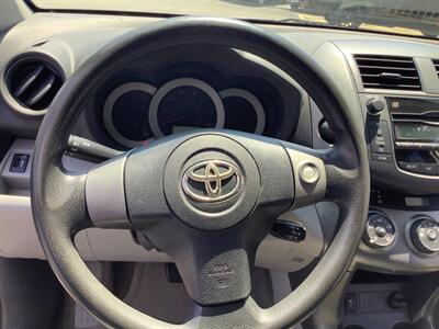 2011 Toyota RAV4   - Photo 17 - Hatboro, PA 19040