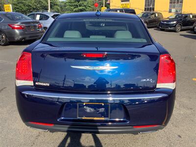 2015 Chrysler 300 C   - Photo 5 - Hatboro, PA 19040