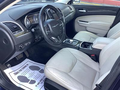 2015 Chrysler 300 C   - Photo 9 - Hatboro, PA 19040