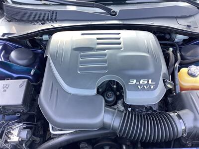 2015 Chrysler 300 C   - Photo 7 - Hatboro, PA 19040