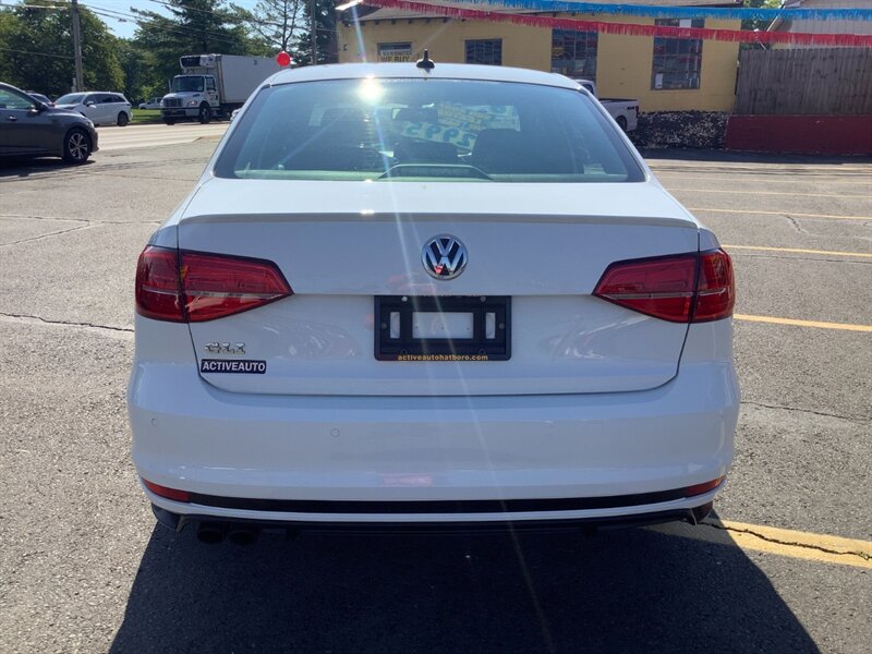 2016 Volkswagen Jetta 2.0T GLI SE - Photo 6 - Hatboro, PA 19040