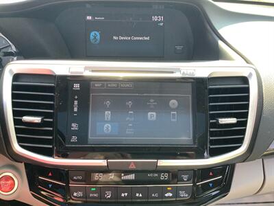 2017 Honda Accord Touring V6   - Photo 12 - Hatboro, PA 19040