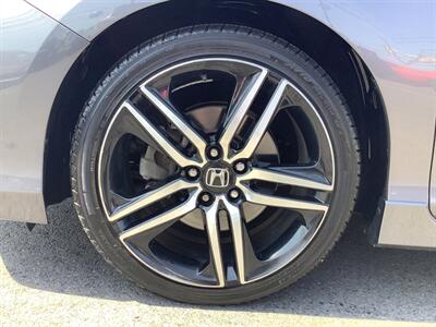 2017 Honda Accord Touring V6   - Photo 18 - Hatboro, PA 19040