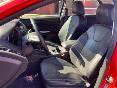 2013 Ford Focus SE   - Photo 9 - Hatboro, PA 19040
