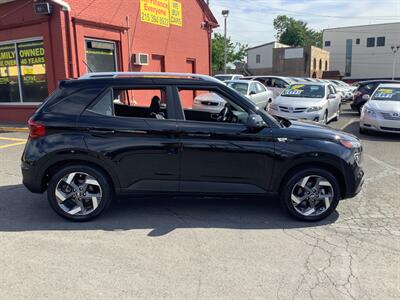 2023 Hyundai VENUE SEL - Photo 8 - Hatboro, PA 19040