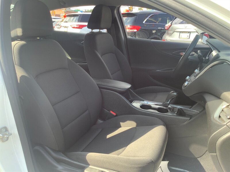 2019 Chevrolet Malibu LS Fleet - Photo 17 - Hatboro, PA 19040