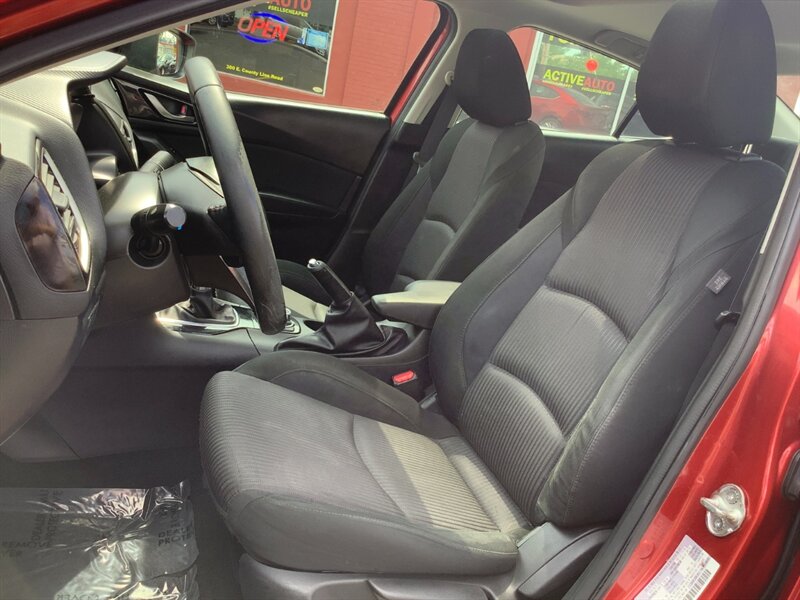 2015 Mazda Mazda3 i Touring - Photo 15 - Hatboro, PA 19040