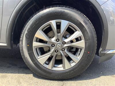 2017 Nissan Murano SV   - Photo 18 - Hatboro, PA 19040