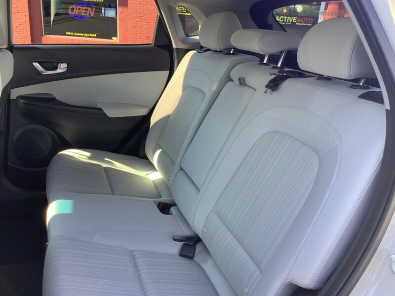 2023 Hyundai KONA SEL - Photo 13 - Hatboro, PA 19040
