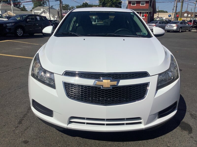 2013 Chevrolet Cruze 1LT Auto - Photo 2 - Hatboro, PA 19040
