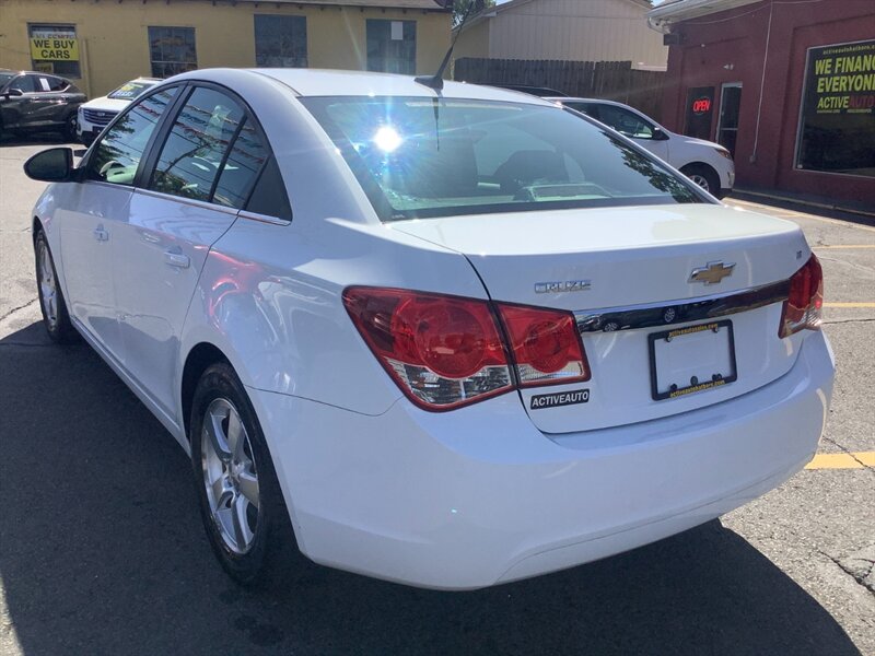 2013 Chevrolet Cruze 1LT Auto - Photo 5 - Hatboro, PA 19040