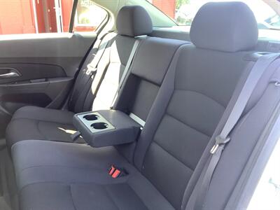 2013 Chevrolet Cruze 1LT Auto - Photo 12 - Hatboro, PA 19040