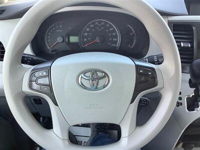 2012 Toyota Sienna LE 8-Passenger - Photo 20 - Hatboro, PA 19040