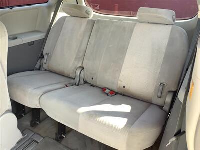 2012 Toyota Sienna LE 8-Passenger - Photo 13 - Hatboro, PA 19040