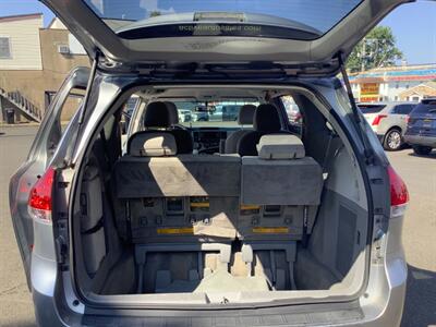 2012 Toyota Sienna LE 8-Passenger - Photo 15 - Hatboro, PA 19040