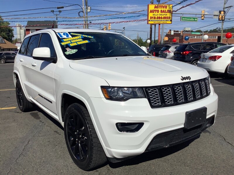 2019 Jeep Grand Cherokee Laredo   - Photo 1 - Hatboro, PA 19040