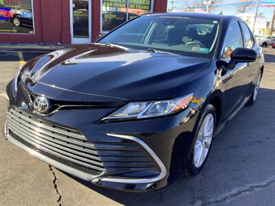 2022 Toyota Camry LE - Photo 4 - Hatboro, PA 19040
