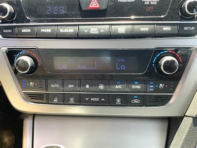 2015 Hyundai SONATA Limited   - Photo 19 - Hatboro, PA 19040