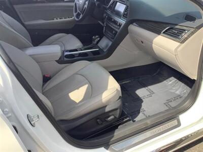 2015 Hyundai SONATA Limited   - Photo 16 - Hatboro, PA 19040
