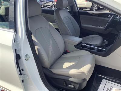 2015 Hyundai SONATA Limited   - Photo 15 - Hatboro, PA 19040