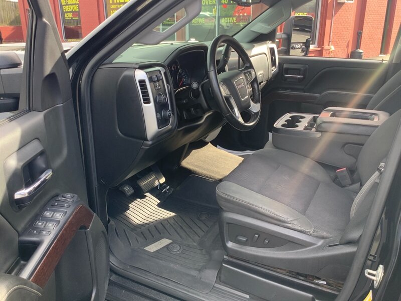 2018 GMC Sierra 2500 SLE - Photo 11 - Hatboro, PA 19040