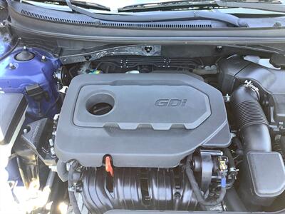 2017 Hyundai SONATA Limited   - Photo 9 - Hatboro, PA 19040